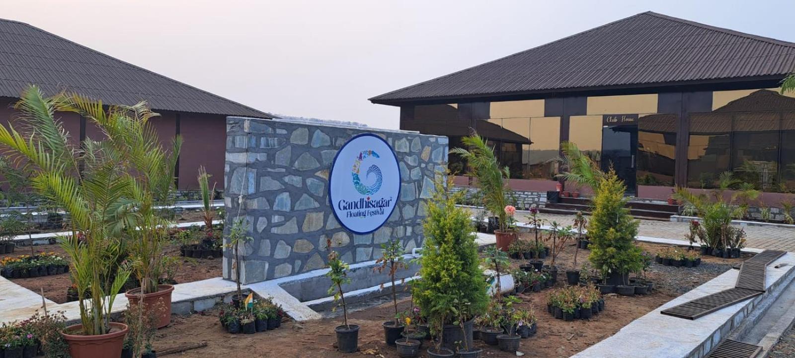 Gurla Gandhisagar Forest Retreat酒店 外观 照片